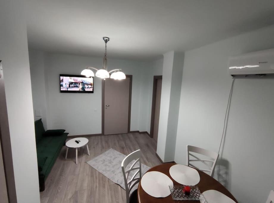 Relax Downtown Suite Constanta Luaran gambar